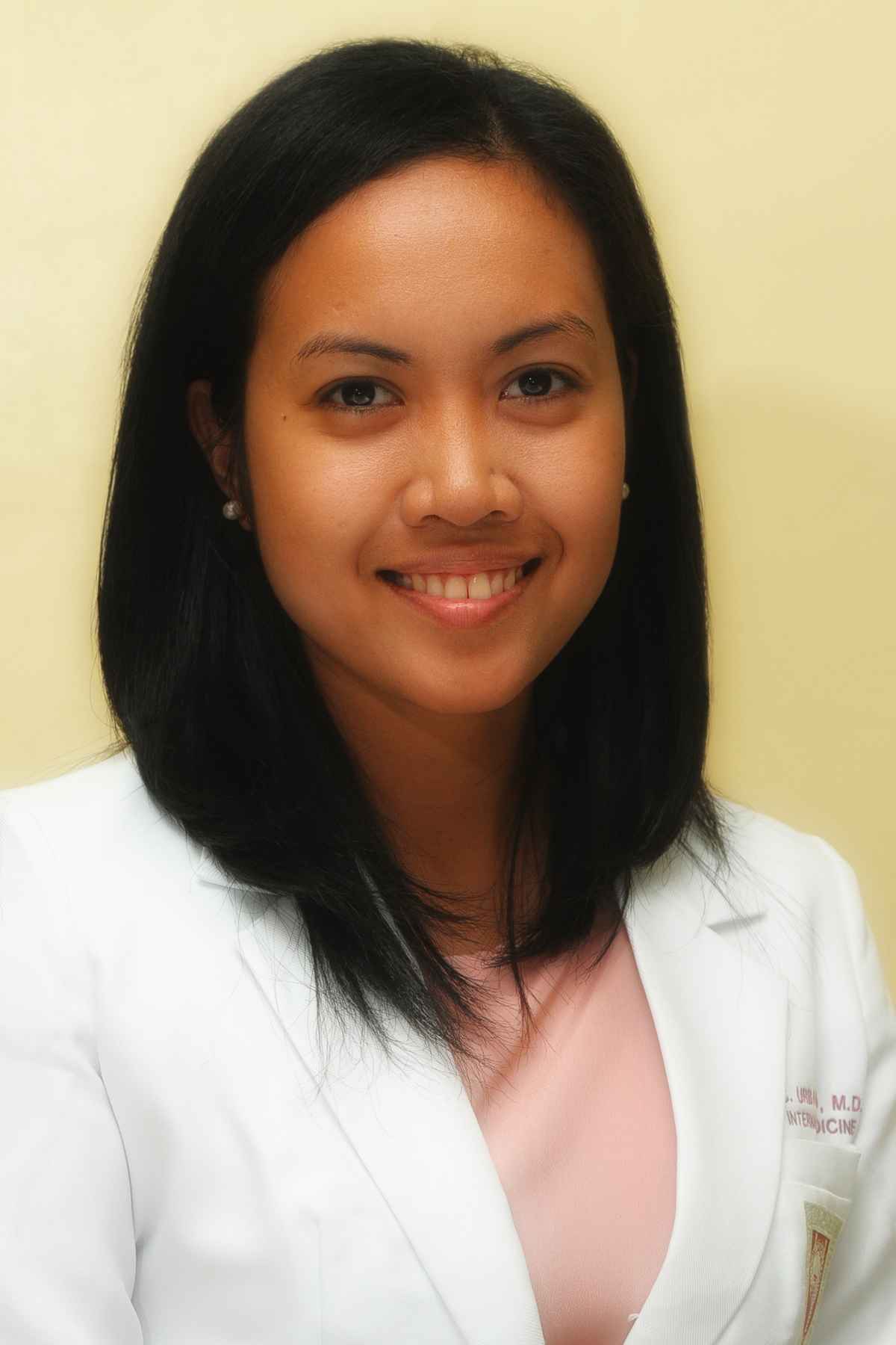 Hannah Urbanozo Corpuz  -  Internal Medicine