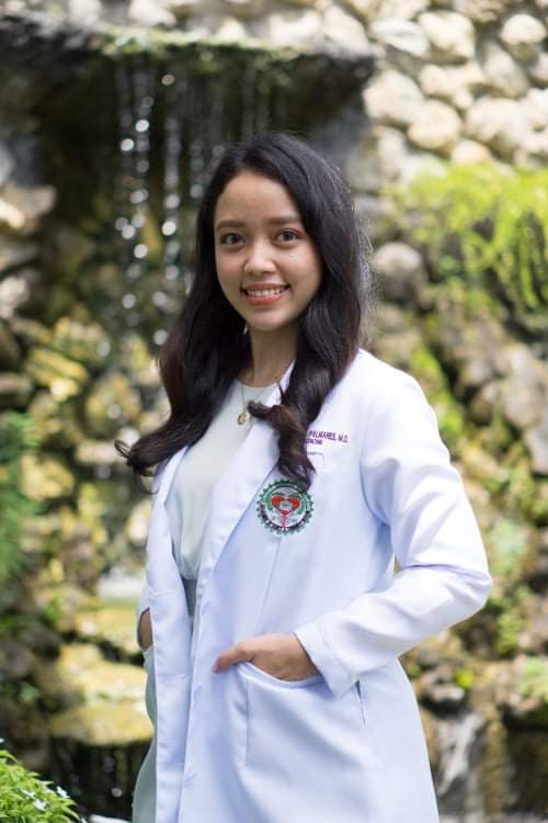 Dr. Faye Dominique Palmares