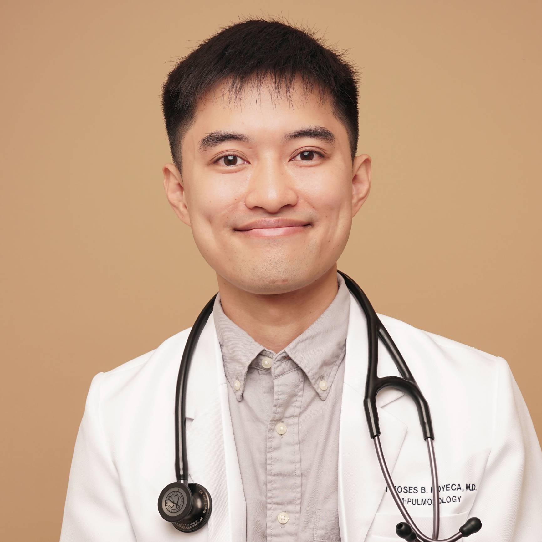 Ralph Moses Royeca  -  Internal Medicine