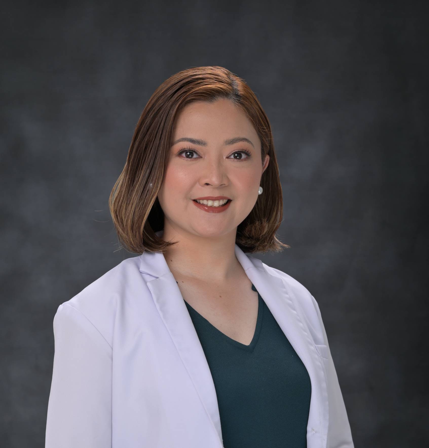 Maria Monica  Salazar  -  Internal Medicine, Adult Pulmonology, Pulmonary Critical Care