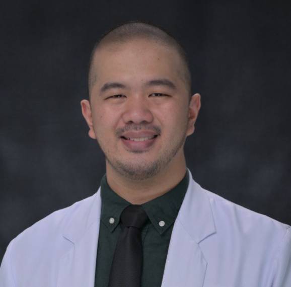 Noel Patrick  Vasquez  -  Internal Medicine