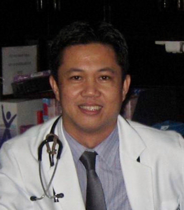 Lemuel  Umahag  -  Internal Medicine / Pulmonary & Critical Care