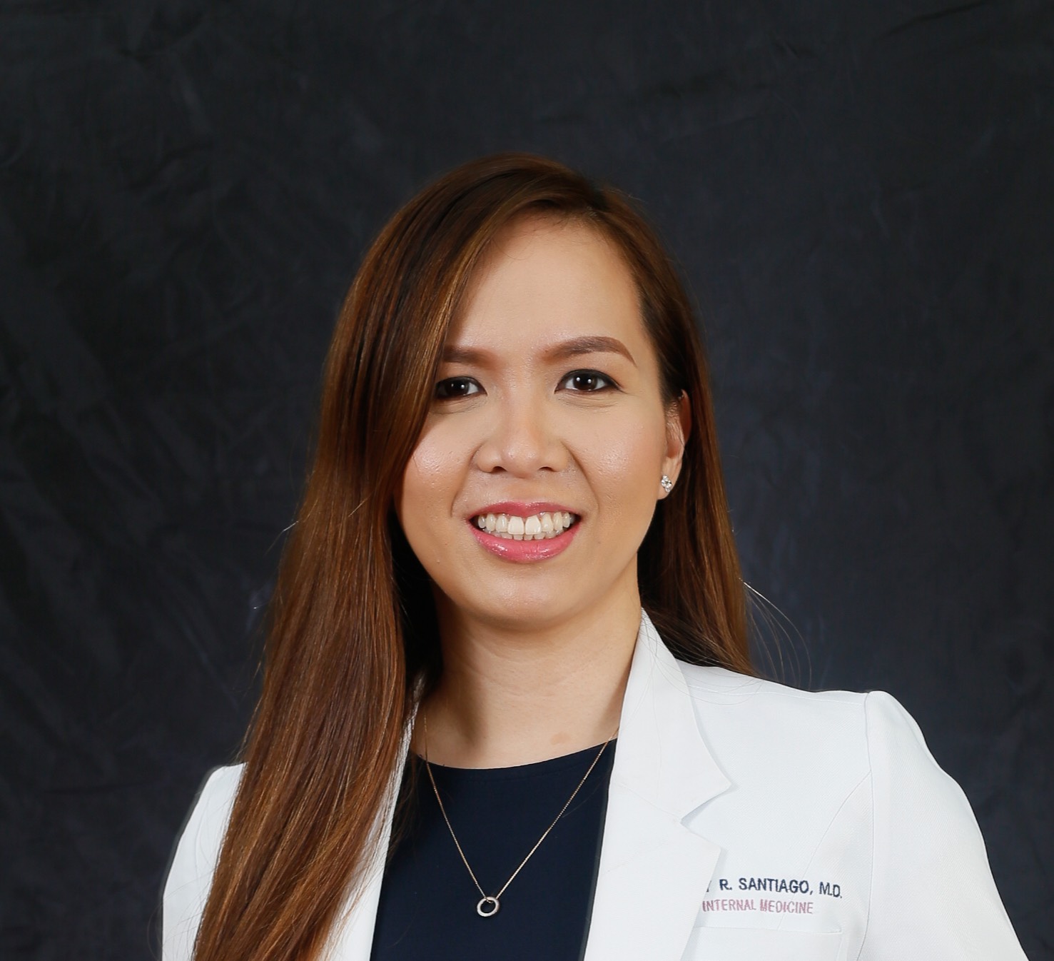 Gilly May Ramos Santiago-Europa  -  Internal medicine